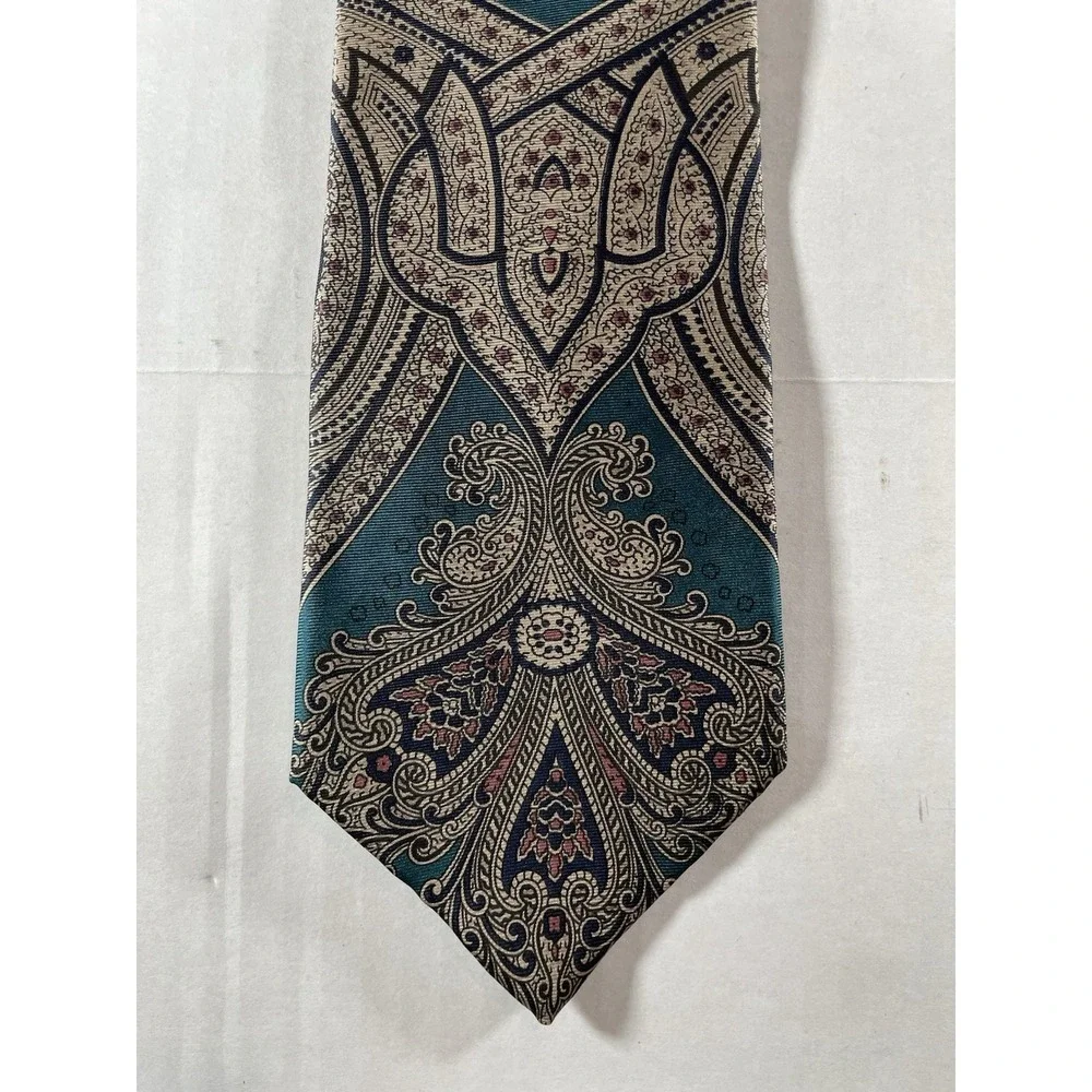 Vintage Oscar‎ de la Renta Couture Men's Silk Tie - Green & Navy Paisley Pattern